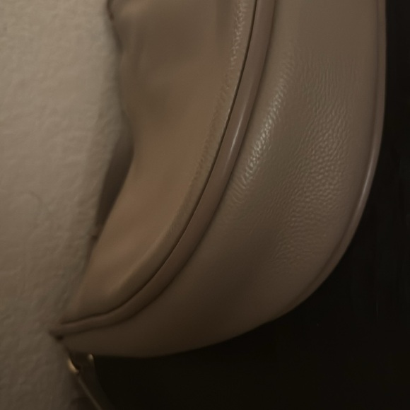 Aallyn Leather‎ Marley Hobo in Biscotti Purse - Picture 11 of 14